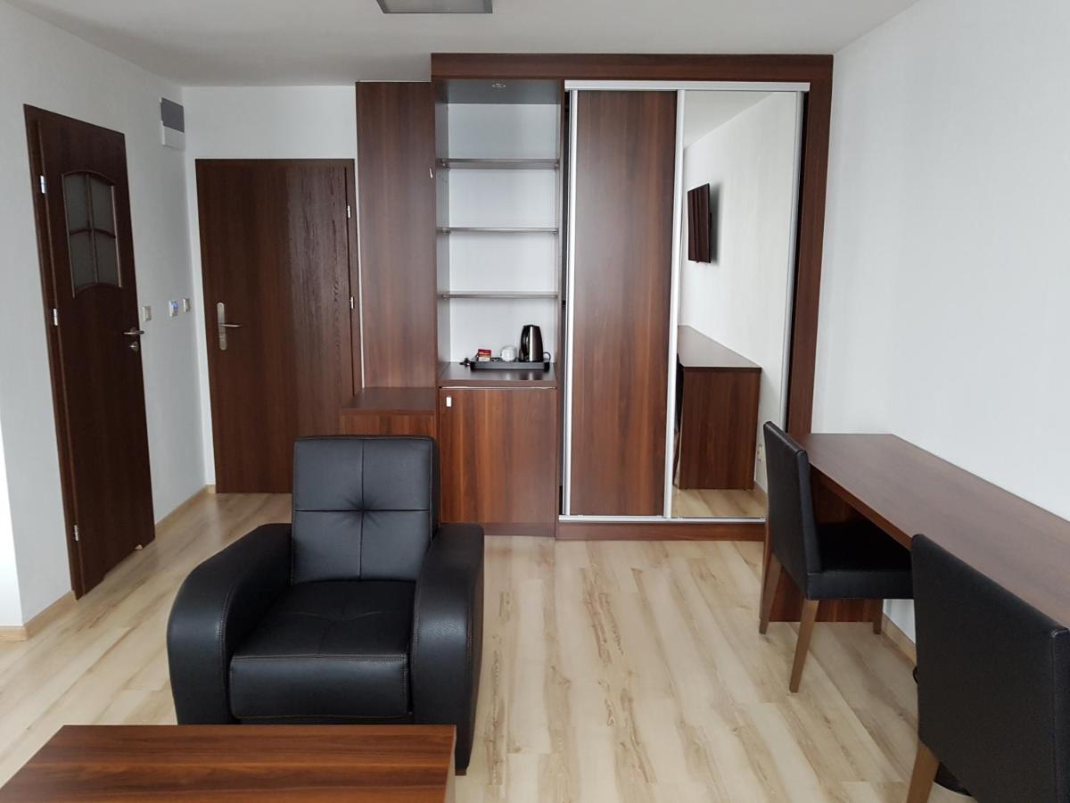 Pod Kominem Pokoje I Apartamenty Brzezie  Exteriör bild