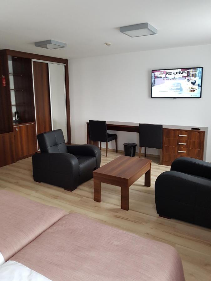 Pod Kominem Pokoje I Apartamenty Brzezie  Exteriör bild